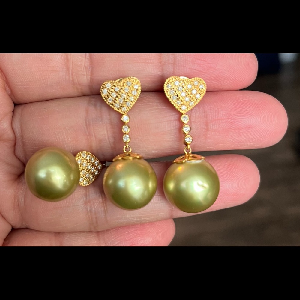 Elegant Gold Heart Drop Earrings